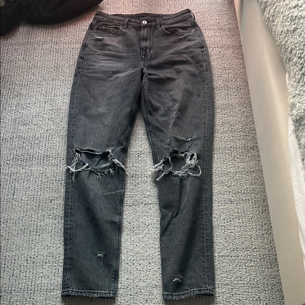 Women’s American Eagle Ripped Black Jeans